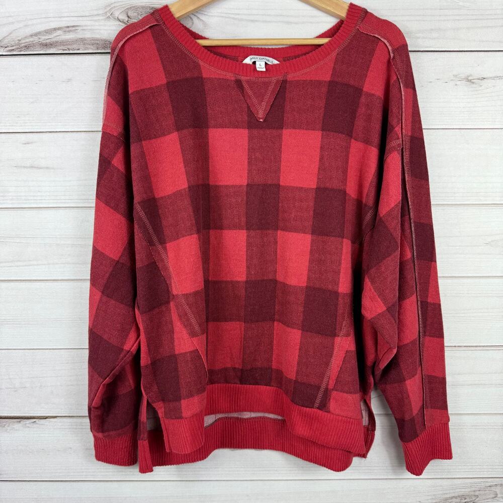 Women's Emily Daniels Soft Red Checkered Long Sleeve Sweater Top Large